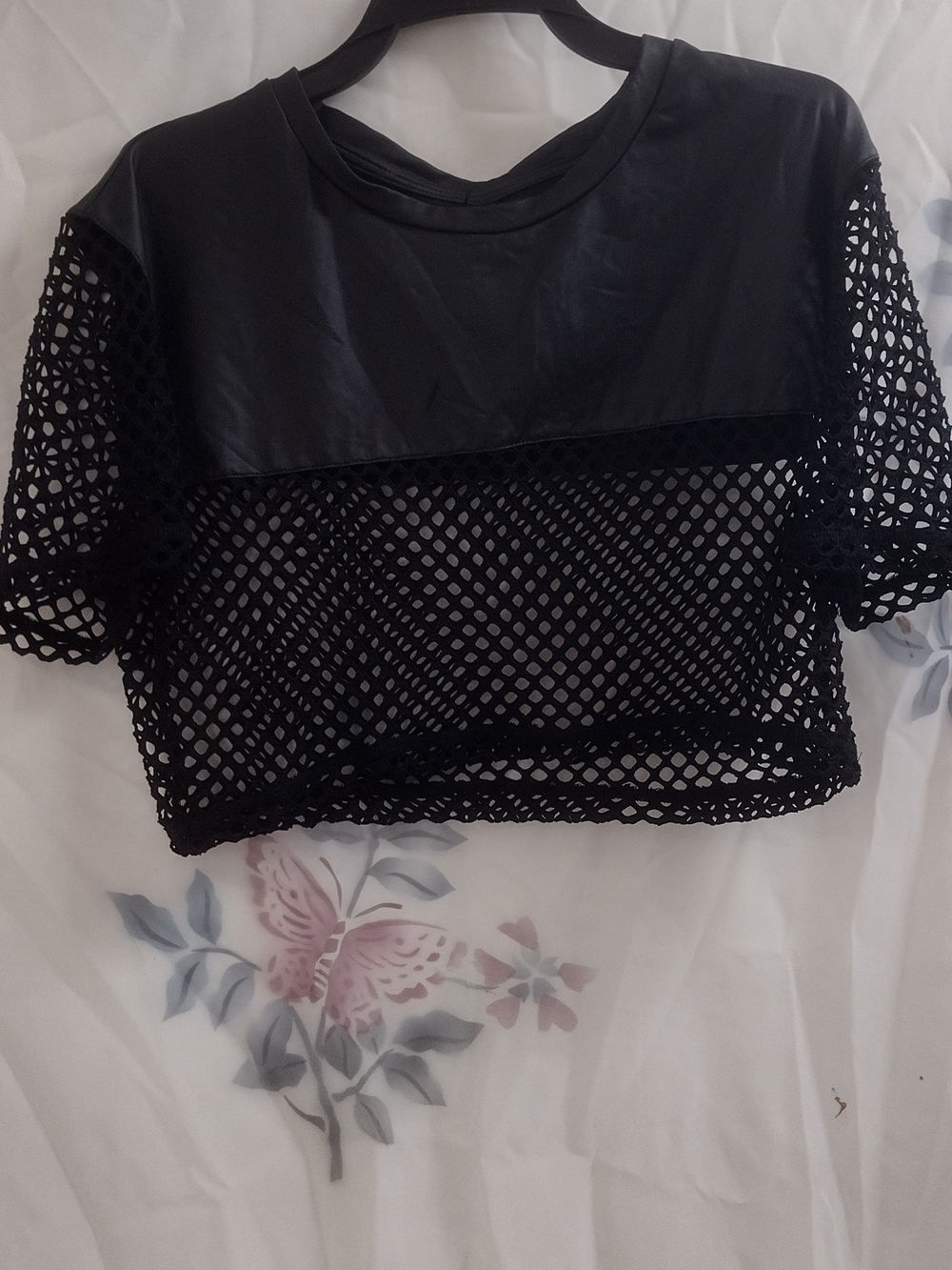 Source Unknown Black Mesh & Faux-Leather Crop Top